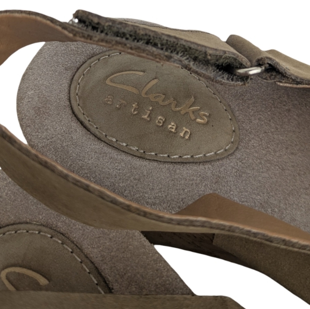 Clarks Women's Wedge Sandals 8 Tan Leather - Picture 2 of 14